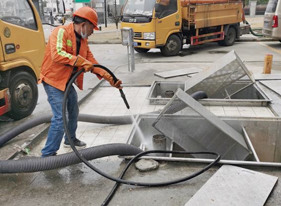 五龙口镇隔油池清理